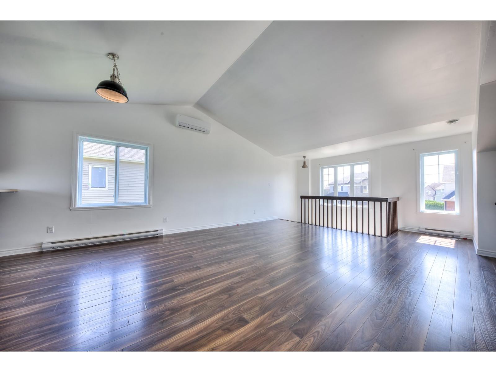 12214 Rue De Lévis Property Photo 6