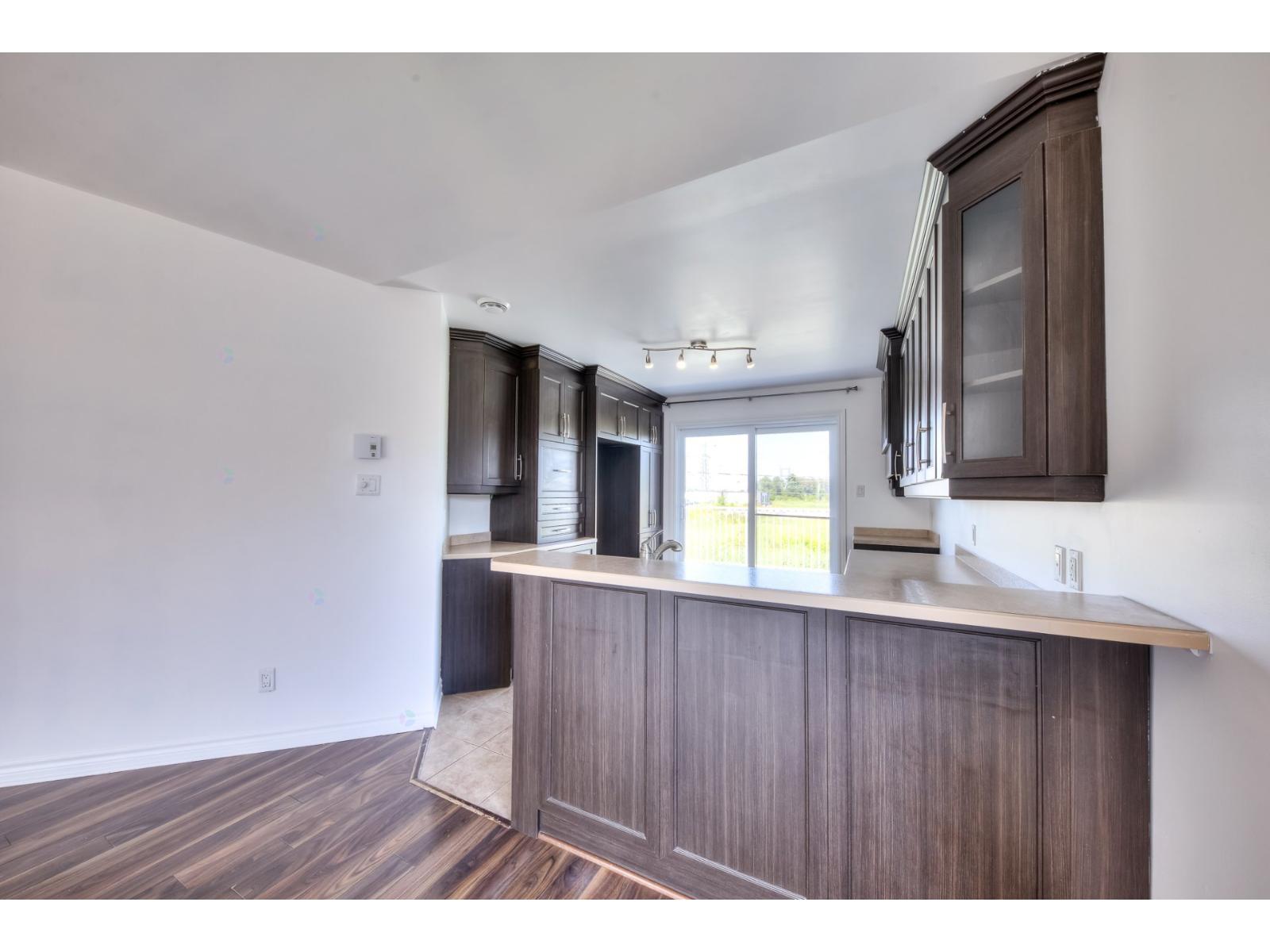 12214 Rue De Lévis Property Photo 10