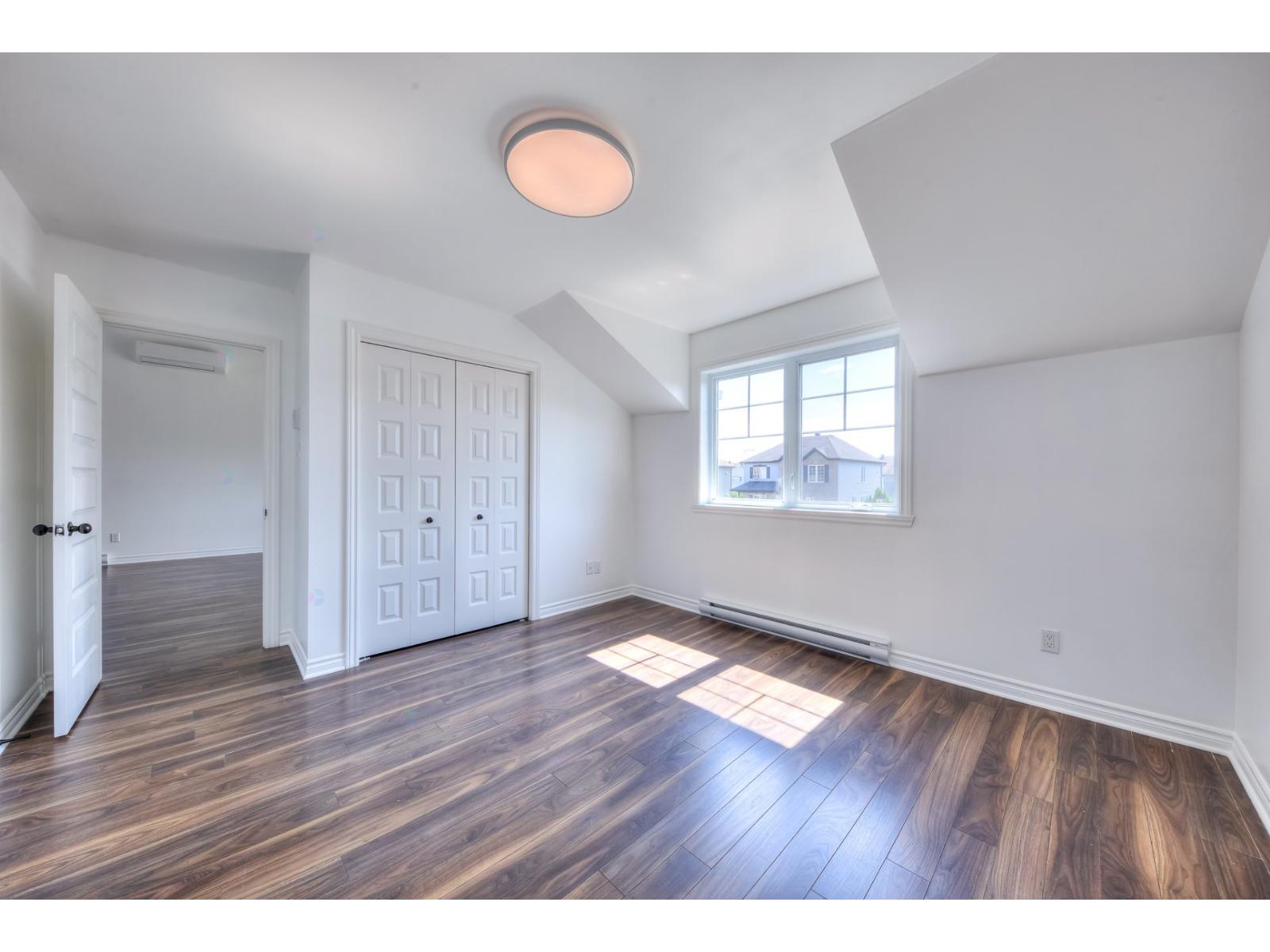 12214 Rue De Lévis Property Photo 14