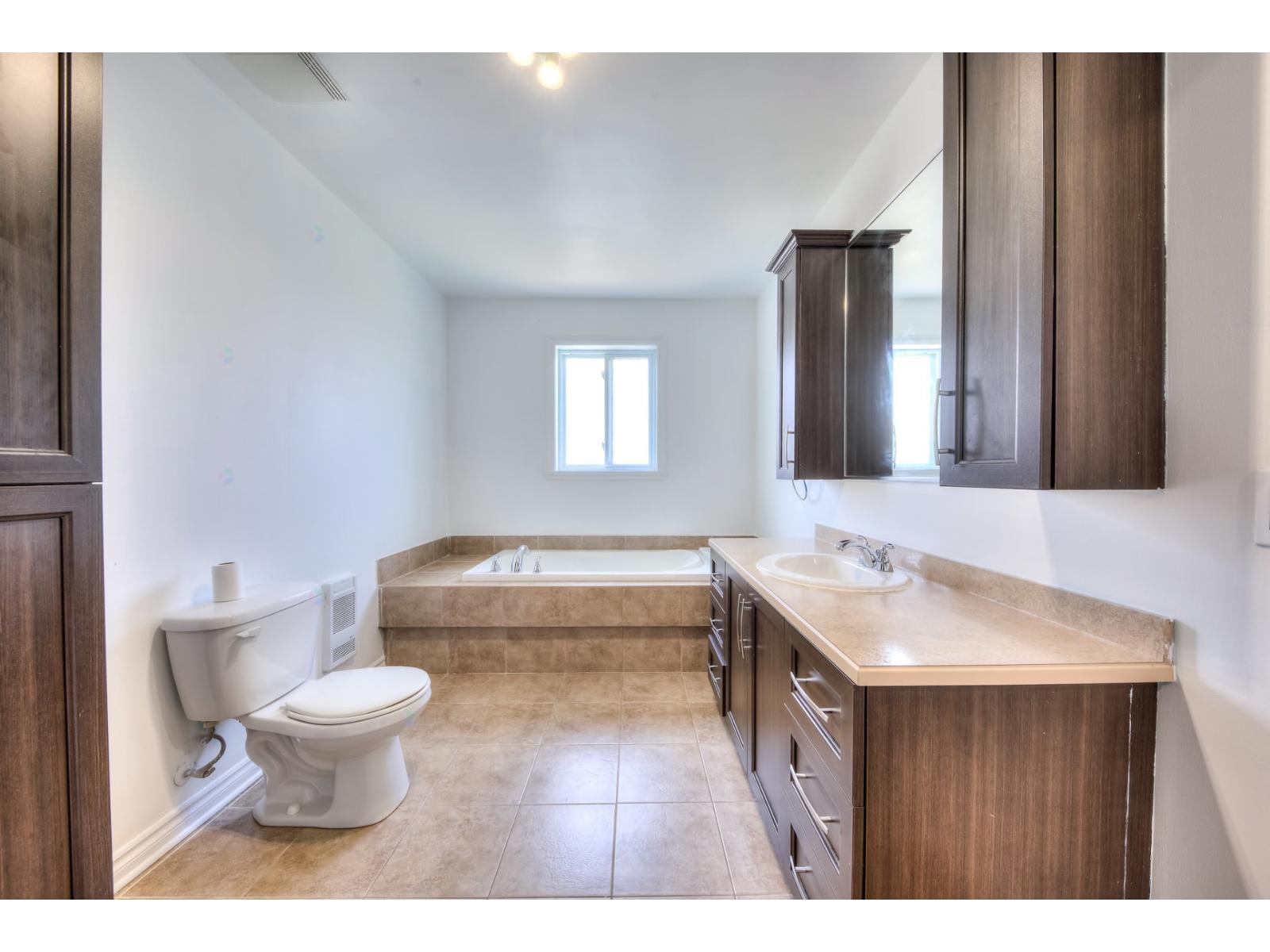 12214 Rue De Lévis Property Photo 17
