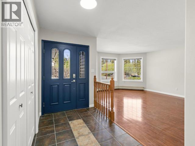 34 Thompson Road Property Photo 4