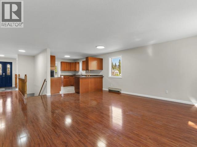 34 Thompson Road Property Photo 10