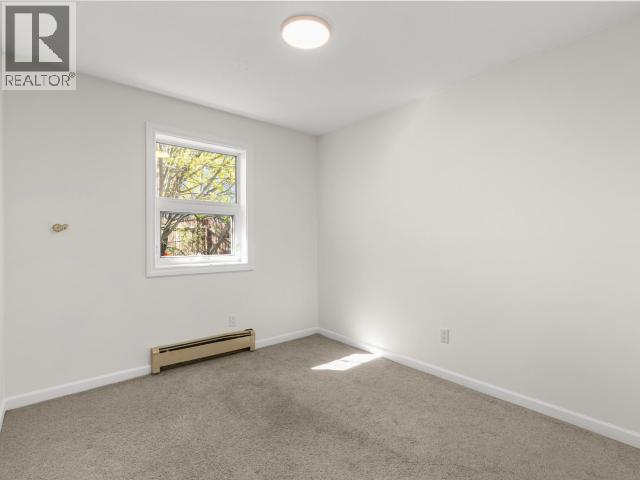 34 Thompson Road Property Photo 19