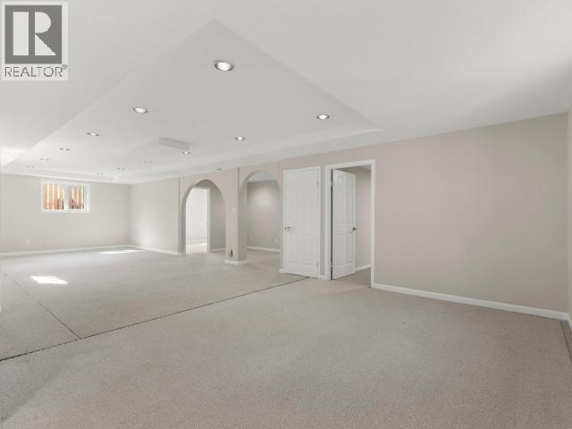 34 Thompson Road Property Photo 24