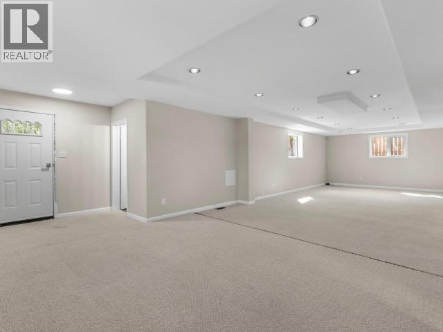 34 Thompson Road Property Photo 26