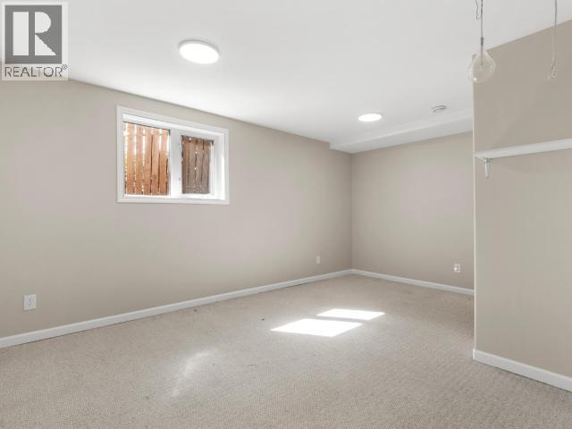 34 Thompson Road Property Photo 30