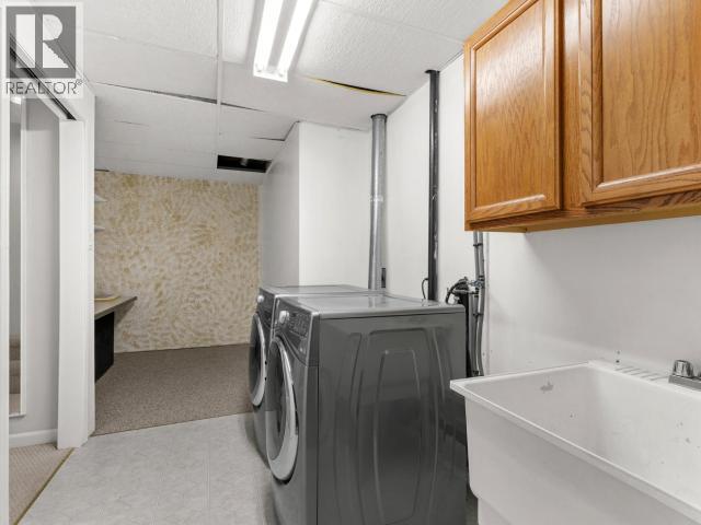 34 Thompson Road Property Photo 31