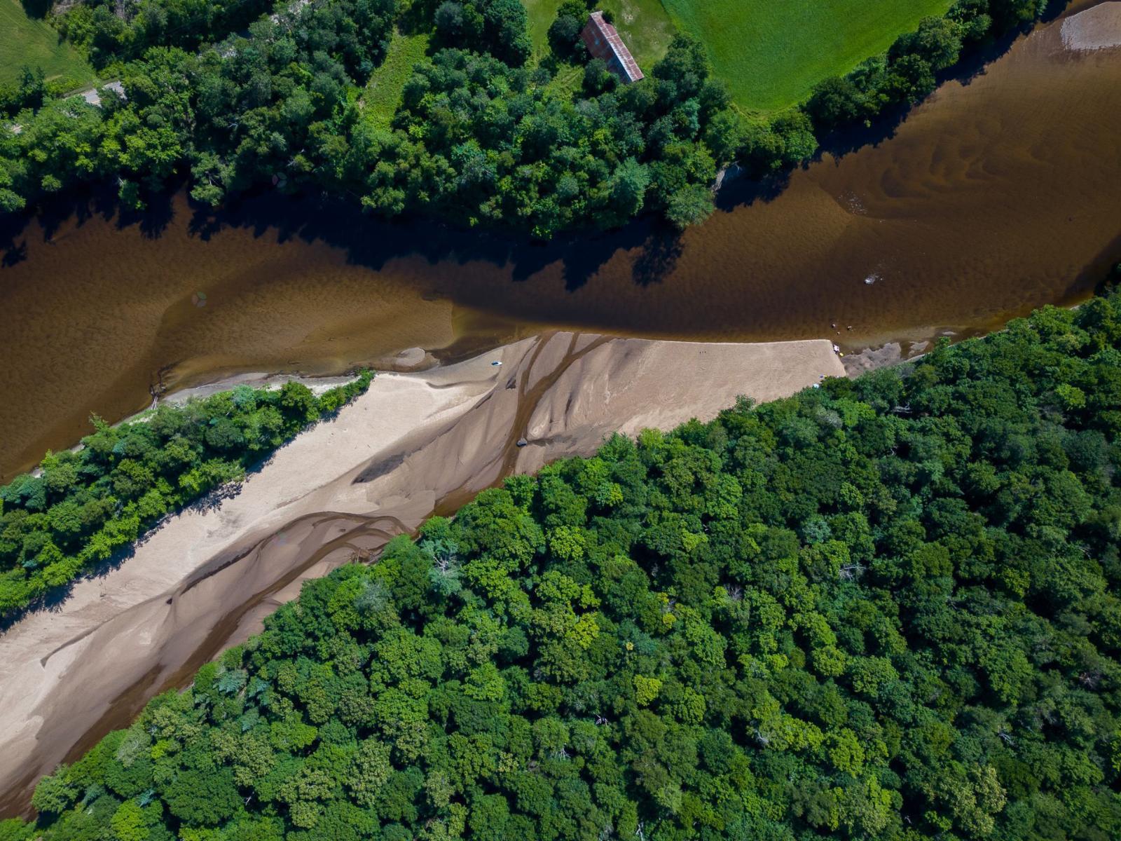 Route Des Ormes Property Photo 12