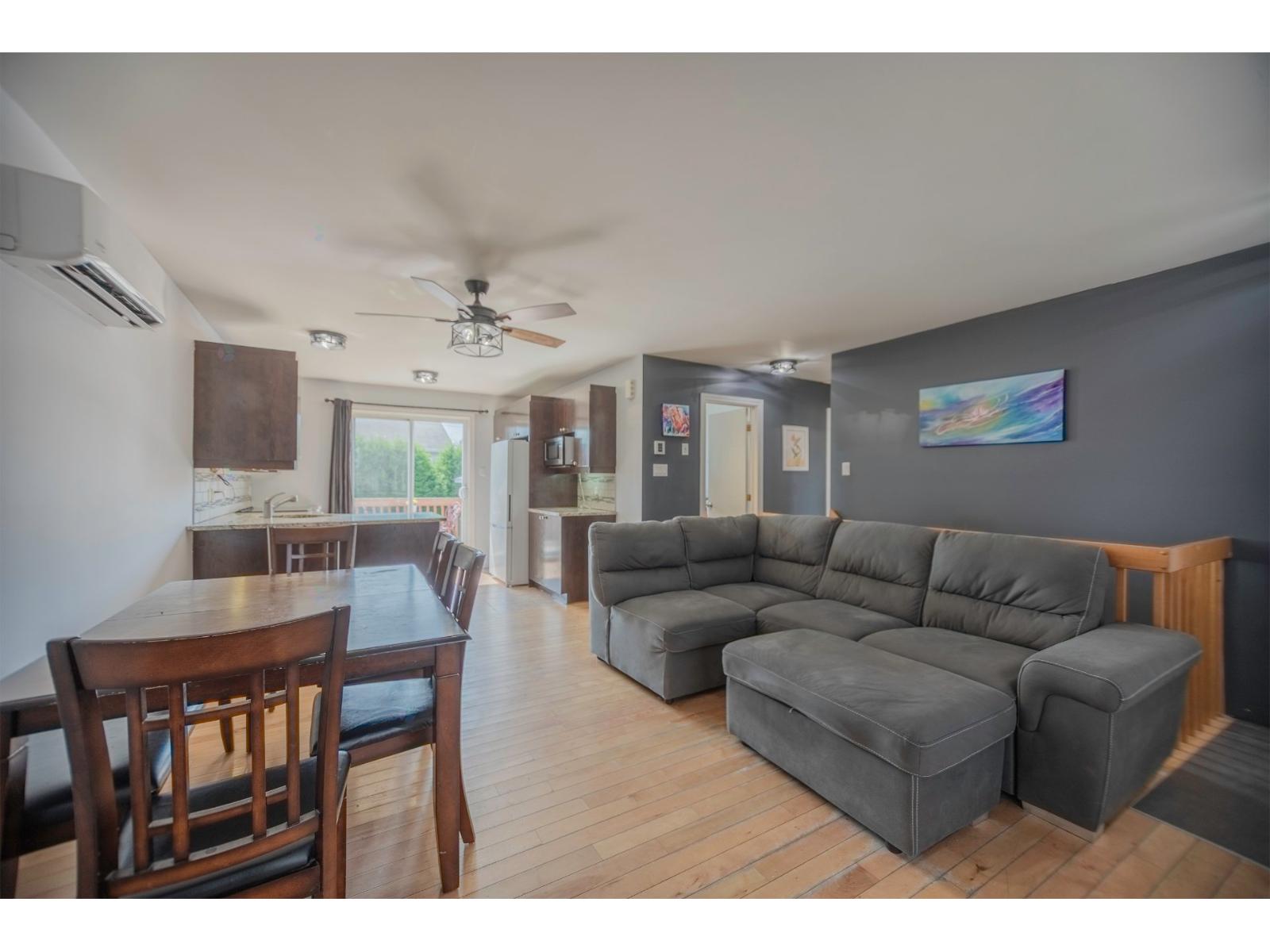 965 Rue Montcalm Property Photo 7