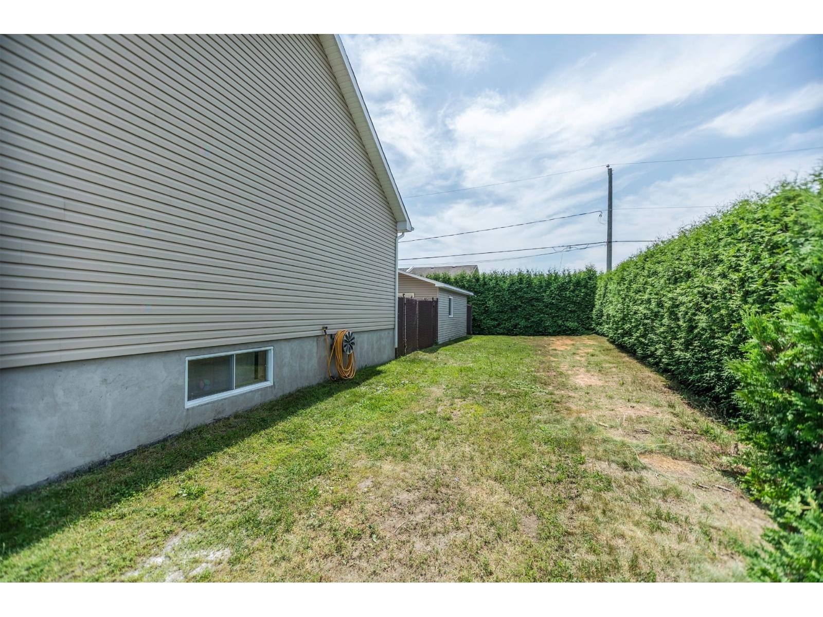 965 Rue Montcalm Property Photo 32