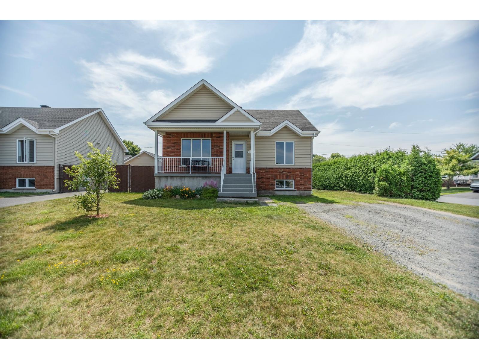 965 Rue Montcalm Property Photo 40
