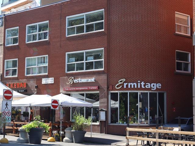 5020-5024 Ch. De La Côte-Des-Neiges Property Photo 1