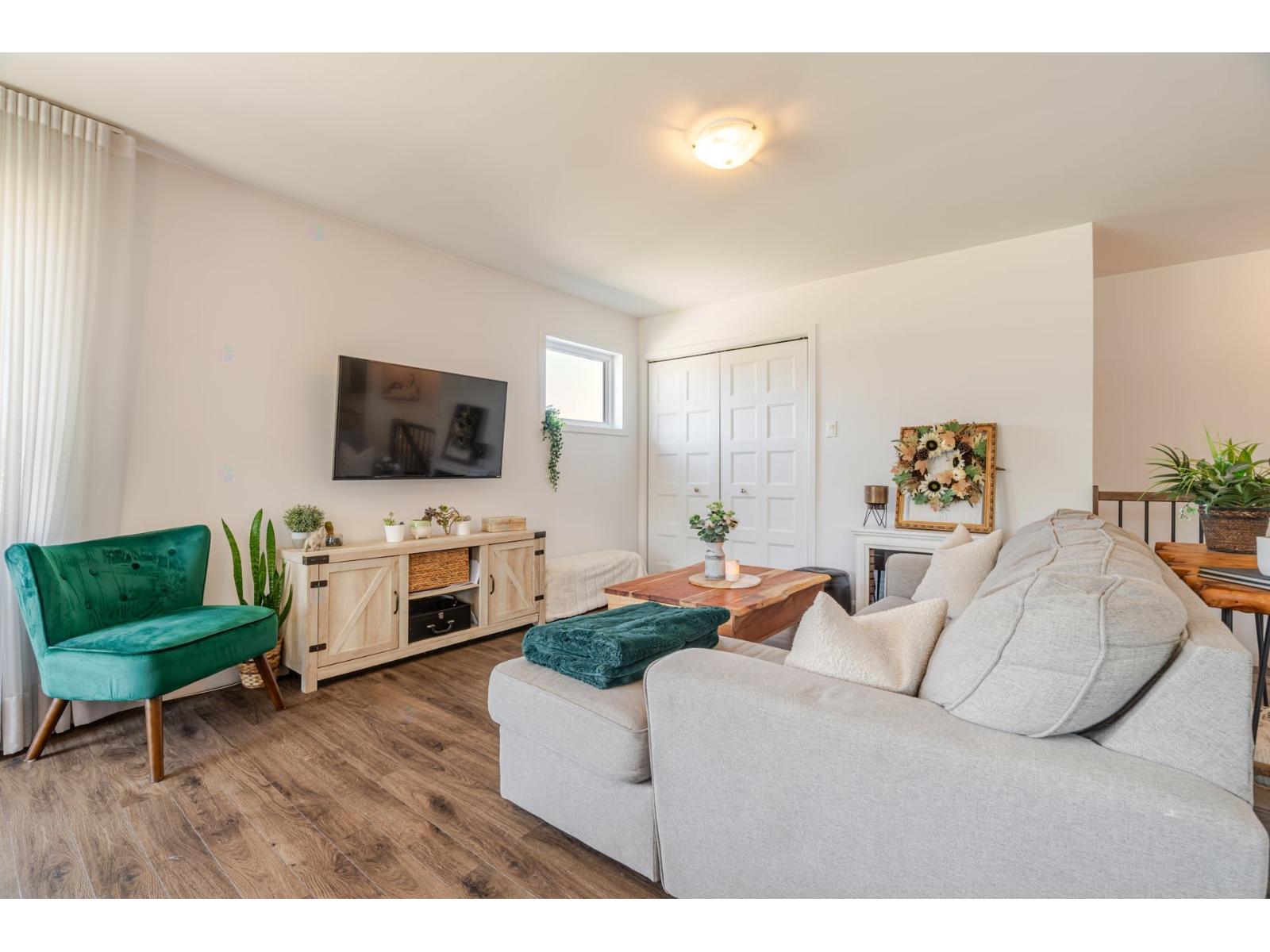 1460 Rue Du Bassin, #301 Property Photo 11