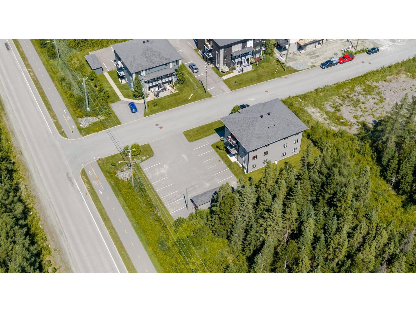 1460 Rue Du Bassin, #301 Property Photo 25