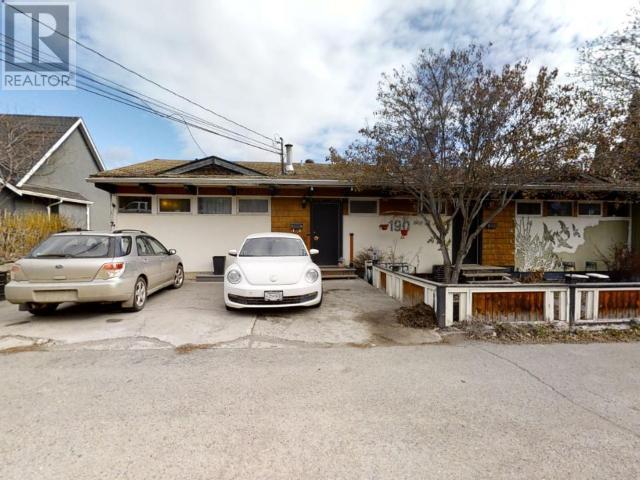 190 St Paul W Street Property Photo 1