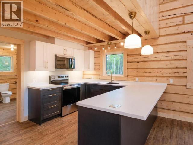 400 Ursa Way Property Photo 11