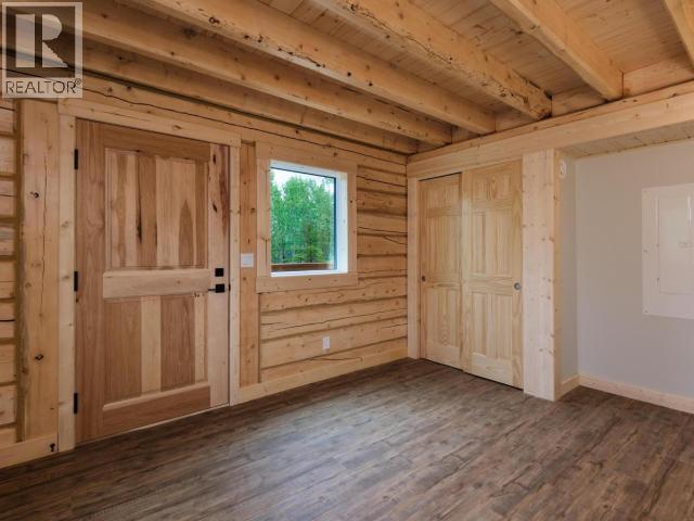 400 Ursa Way Property Photo 19