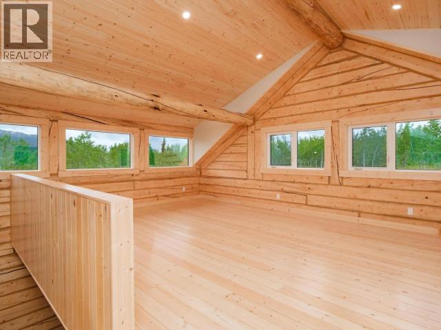 400 Ursa Way Property Photo 21