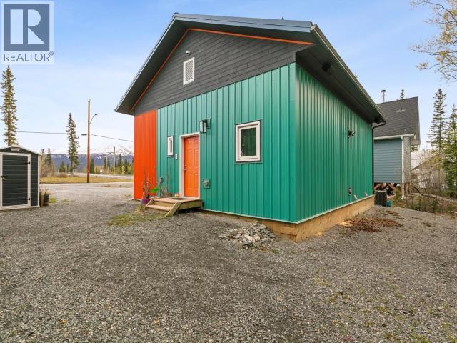 106 Spruce Street Property Photo 3