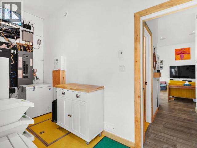 106 Spruce Street Property Photo 16
