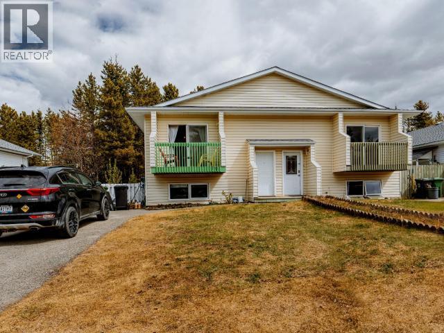 A-16 Tabor Cres Property Photo 1