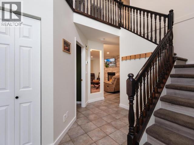6 Carnelian Court Property Photo 3