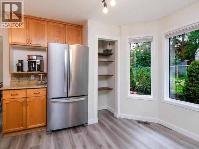 6 Carnelian Court Property Photo 6