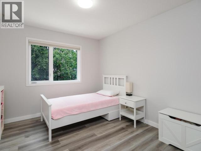 6 Carnelian Court Property Photo 14