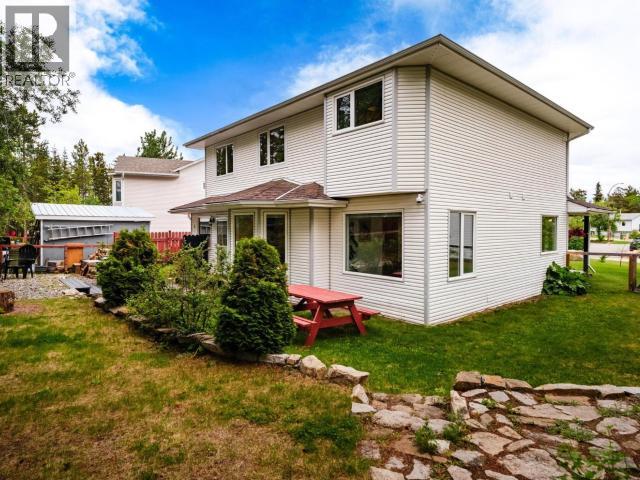 6 Carnelian Court Property Photo 26