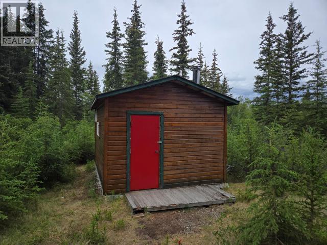 18 Tagish Estates Property Photo 10