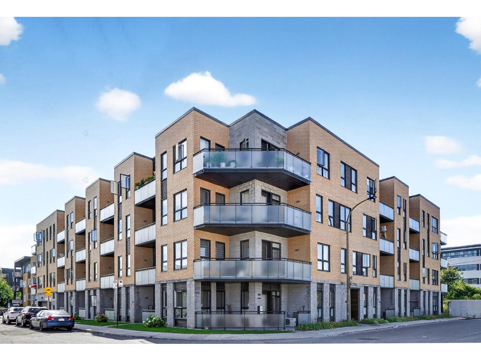 7000 Av. Victoria