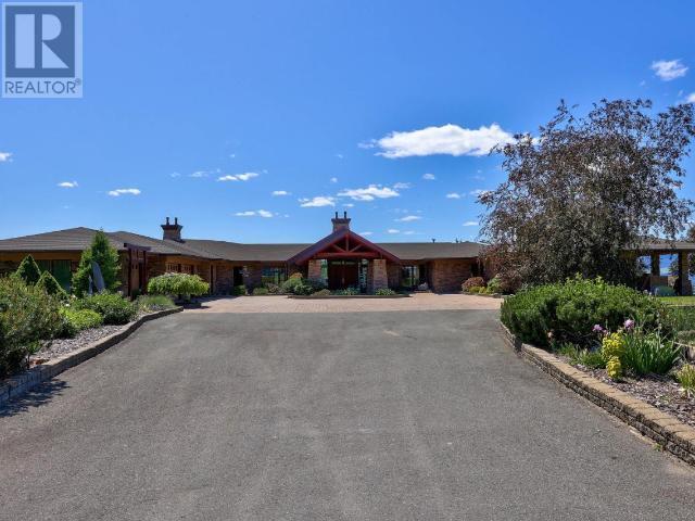 1060 Heffley Louis Cr Road Property Photo 4