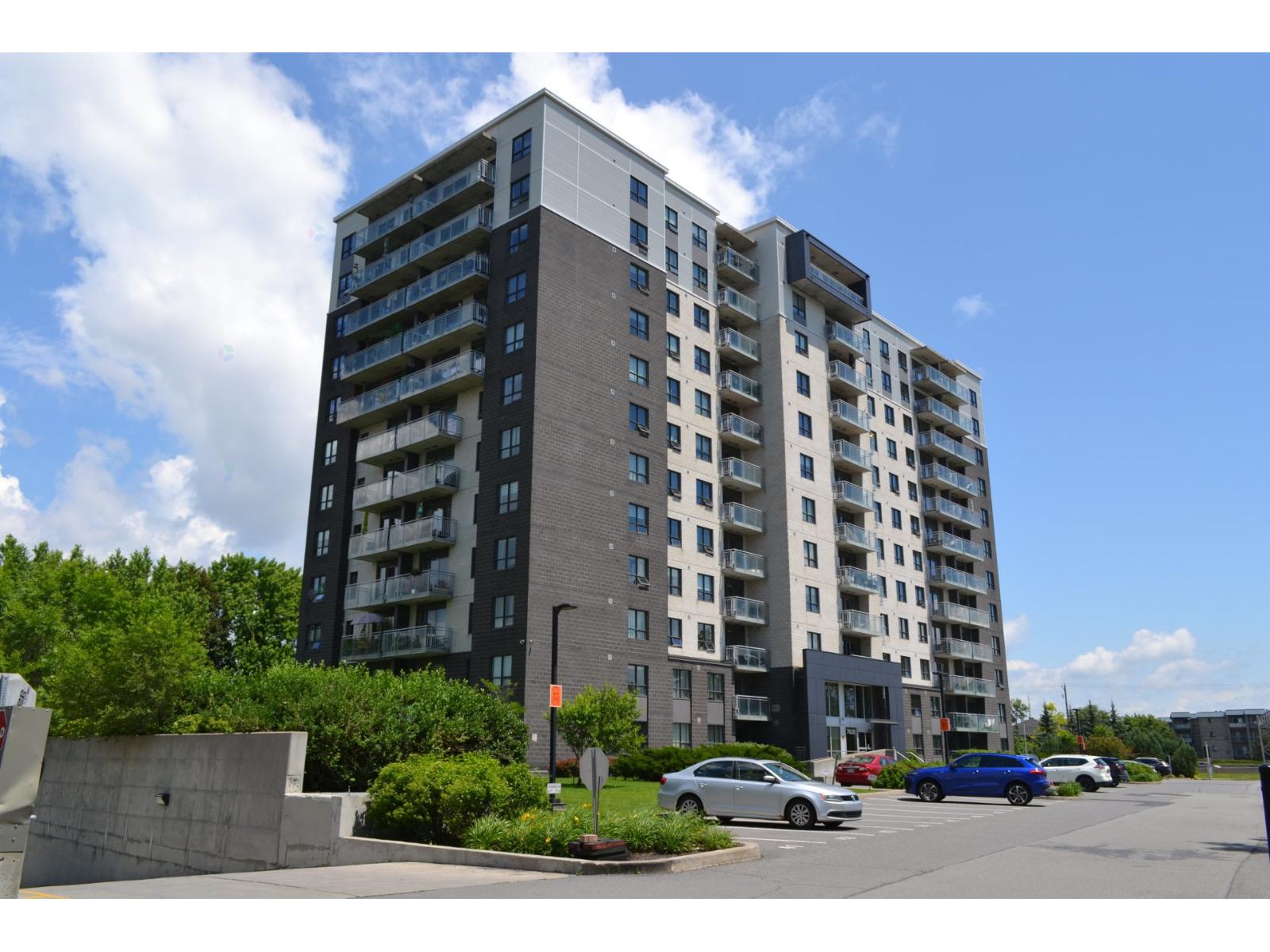 7620 Boul. Marie-victorin, #408 Property Photo 1