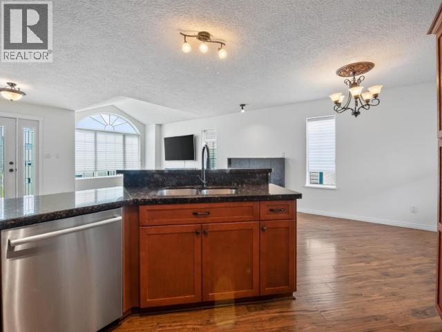 4 Ruby Lane Property Photo 25