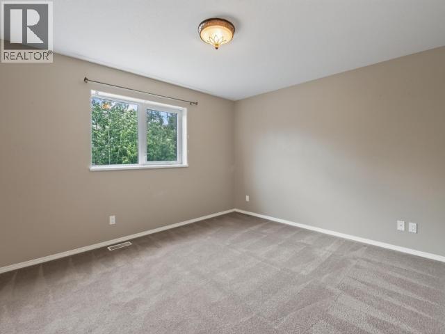 4 Ruby Lane Property Photo 32