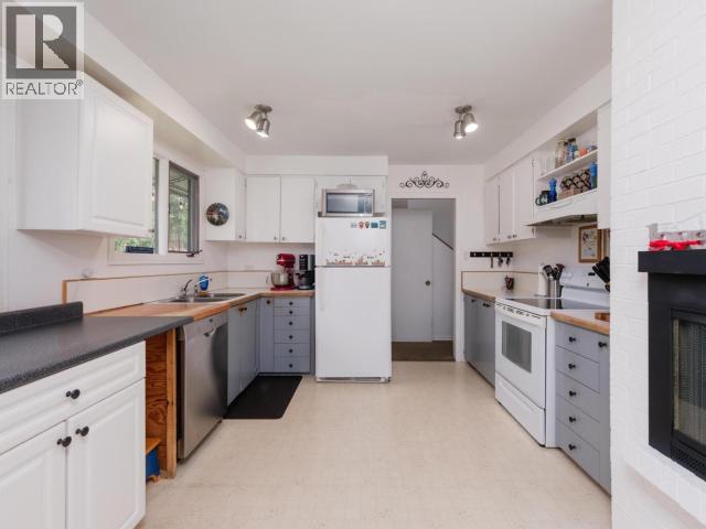 30 Stewart Road Property Photo 11