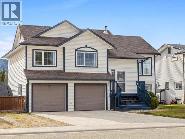 177 Falcon Drive Property Photo 1