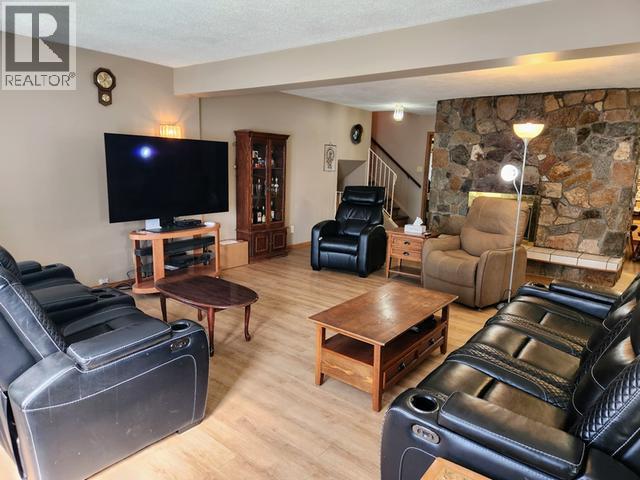 242 Dawson Drive Property Photo 10