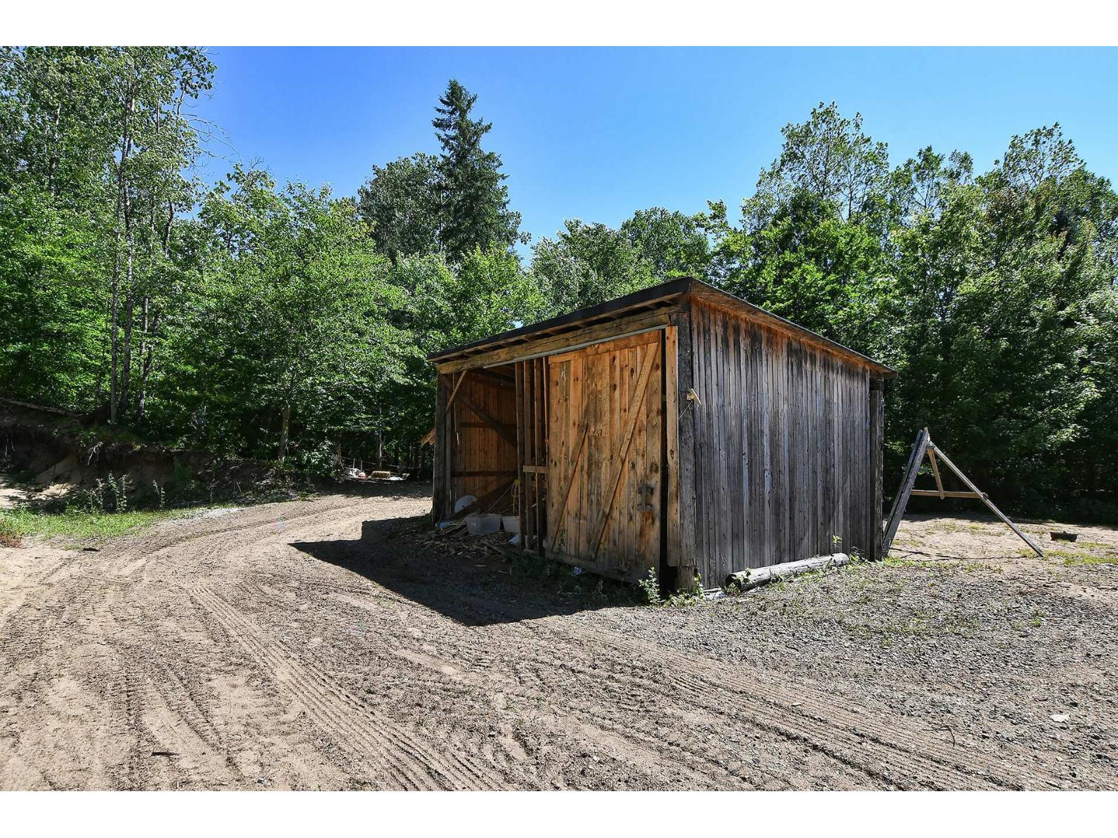 406 50e Avenue Property Photo 54