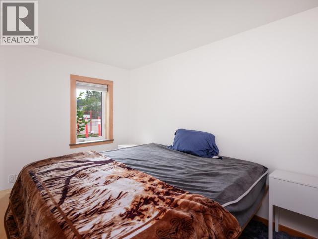 606 Ogilvie Street Property Photo 12