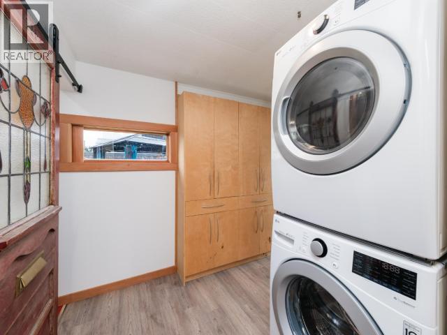 606 Ogilvie Street Property Photo 15