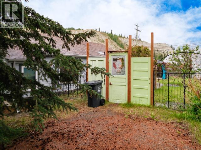 606 Ogilvie Street Property Photo 23