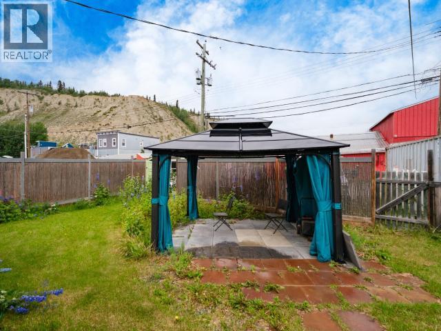 606 Ogilvie Street Property Photo 24