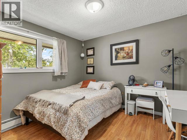 8 11th Avenue Property Photo 19