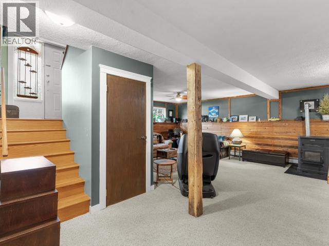 8 11th Avenue Property Photo 28