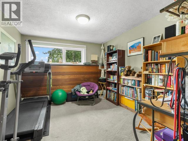 8 11th Avenue Property Photo 29