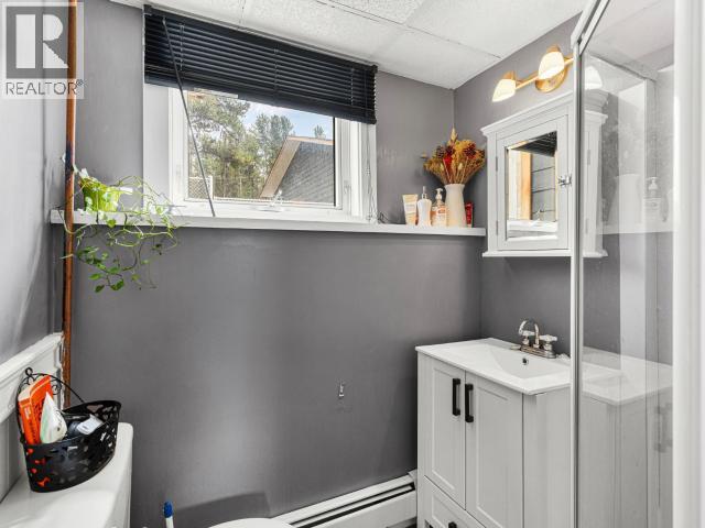 8 11th Avenue Property Photo 30