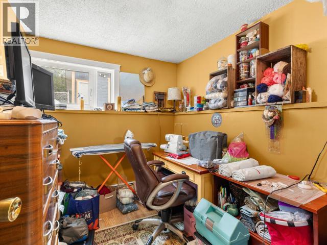 8 11th Avenue Property Photo 33