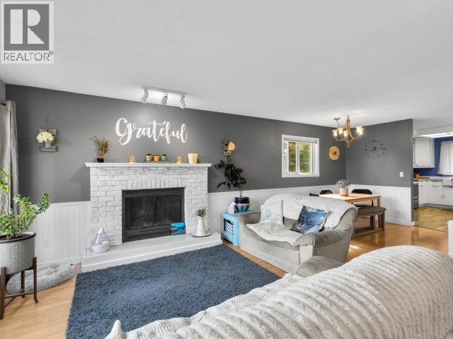 53 Tamarack Drive Property Photo 4