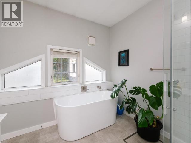 6 Ebony Place Property Photo 13